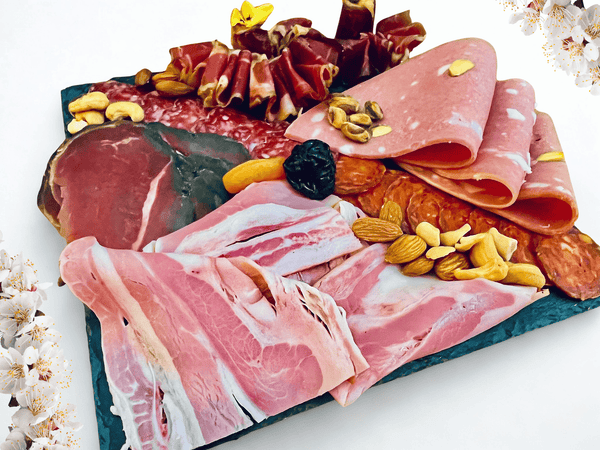 Assortiment de charcuteries halal premium pour raclette conviviale