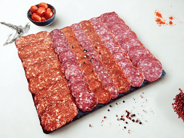 Assortiment de saucissons halal européens – Planche dégustation Noor Gourmet 600 g